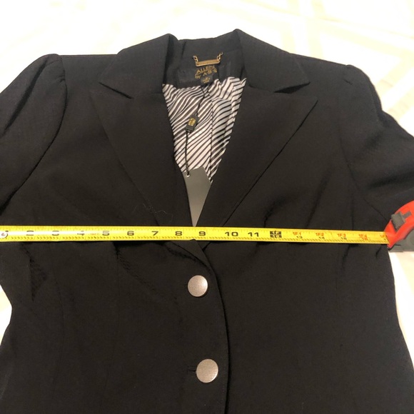 Jacket - Picture 7 of 7